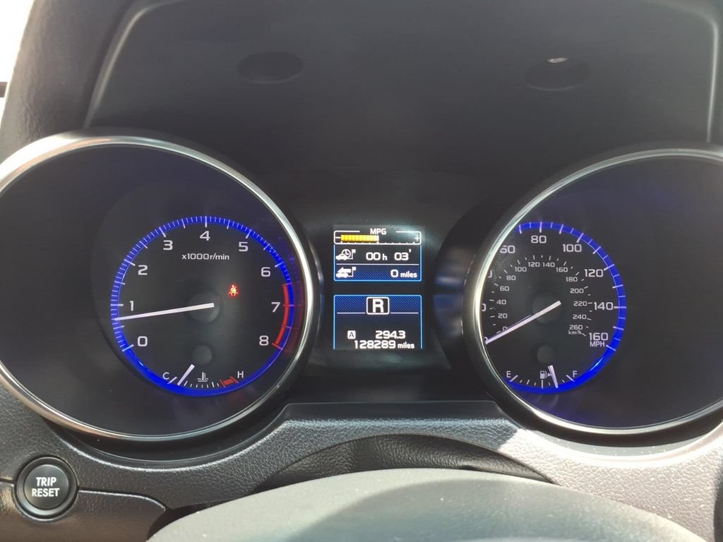 Used 2017 Subaru Legacy 3.6R Limited AWD/4WD image 23