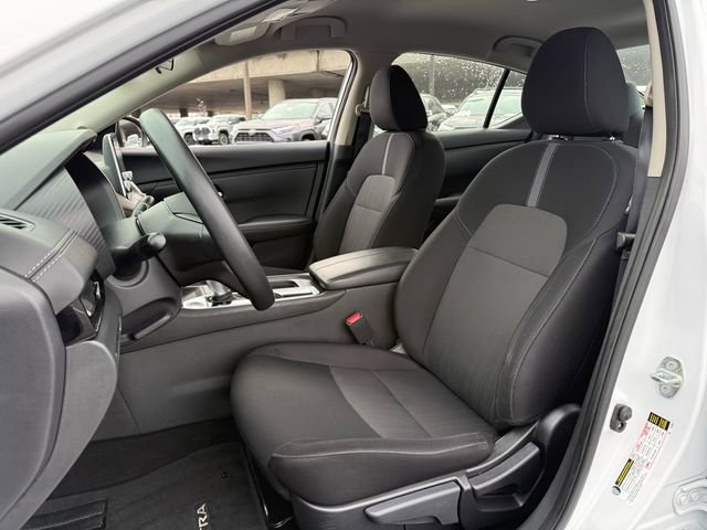 Used 2024 Nissan Sentra SV image 9