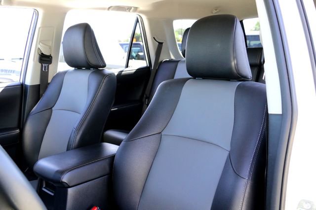 Used 2022 Toyota 4Runner SR5 Premium w/ Moonroof Package image 11