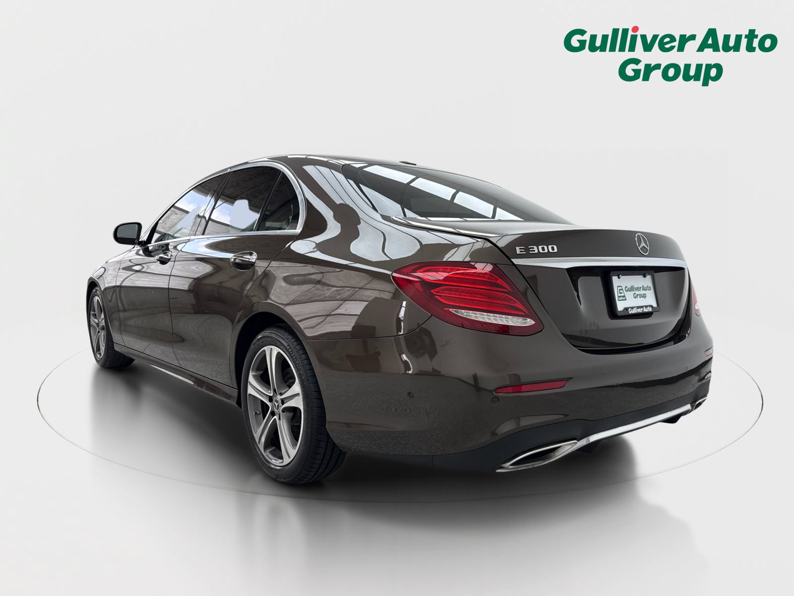 Used 2018 Mercedes-Benz E 300 w/ Premium 1 Package image 5