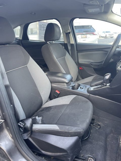 Used 2014 Ford Focus SE w/ SE Winter Package image 7
