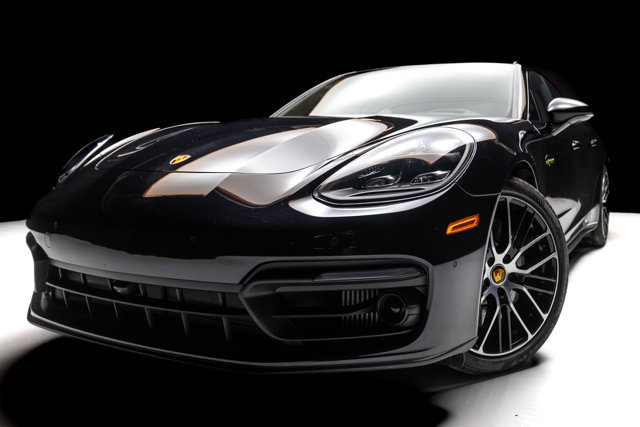 Used 2023 Porsche Panamera 4S Executive image 27