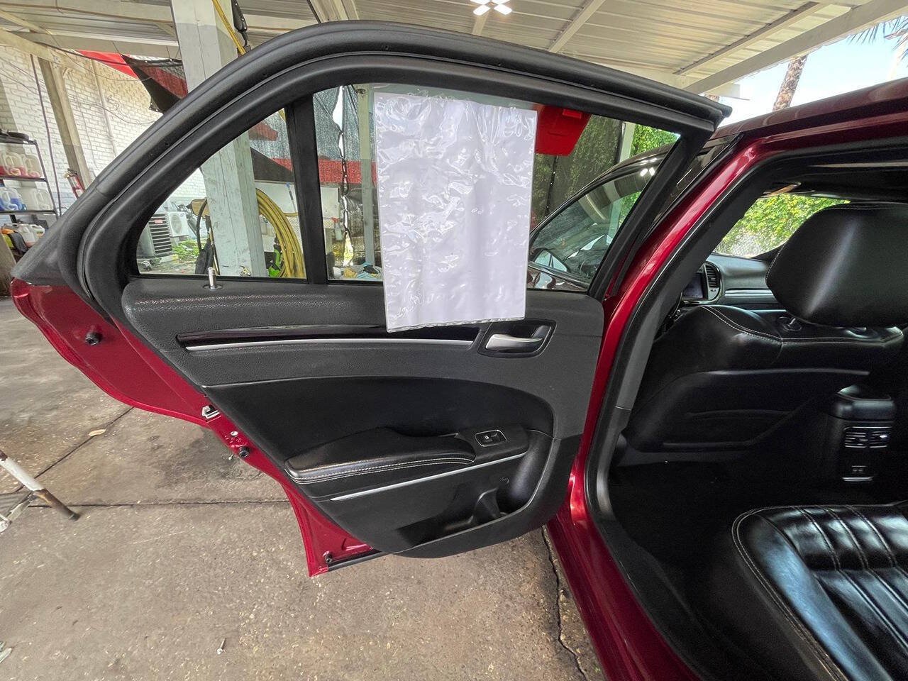 Used 2021 Chrysler 300 S RWD image 11
