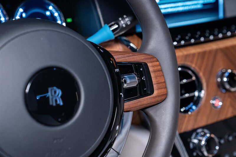 Used 2023 Rolls-Royce Cullinan w/ Cullinan Package AWD/4WD image 27