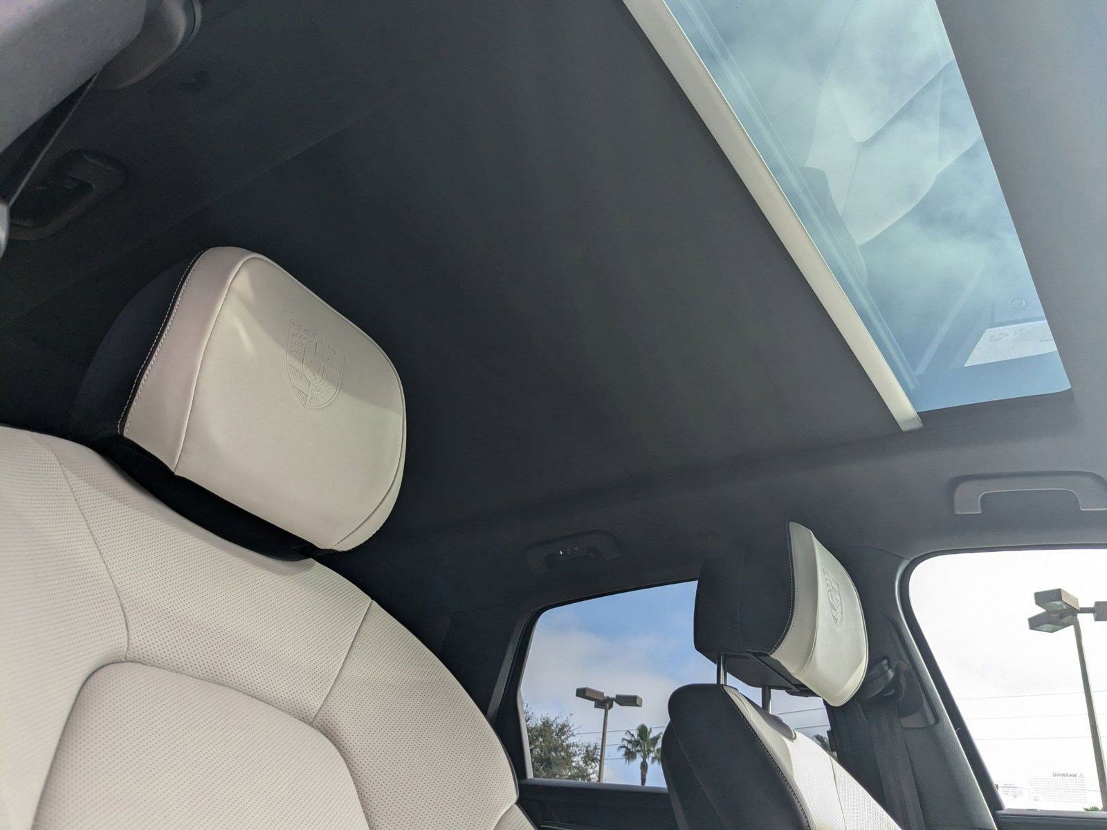 Certified 2025 Porsche Cayenne image 25