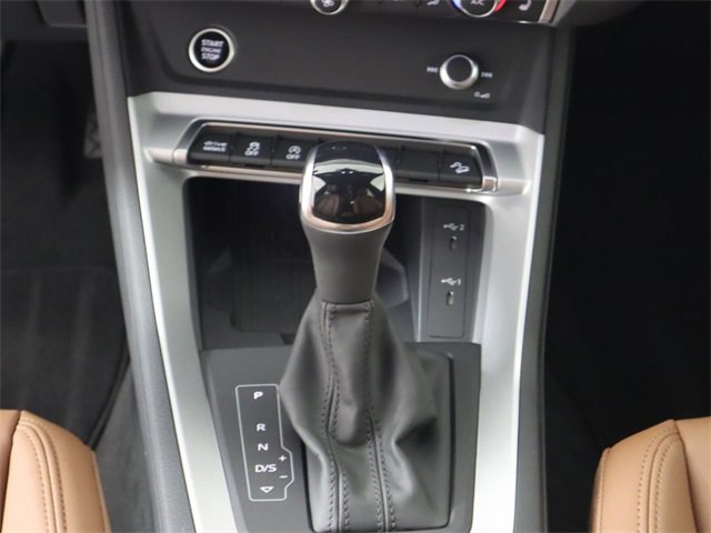 Certified 2025 Audi Q3 2.0T Premium image 18