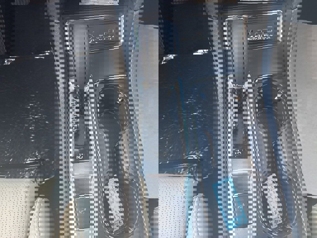 New 2025 Subaru Ascent Limited image 17