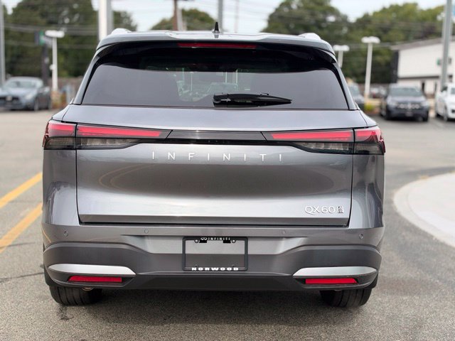 Certified 2026 INFINITI QX60 Luxe w/ Cargo Package AWD/4WD image 4