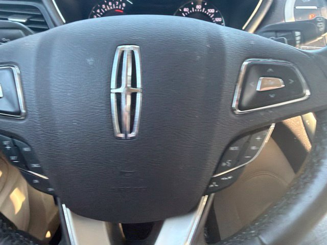 Used 2019 Lincoln MKC Select w/ Select Plus Package FWD image 33
