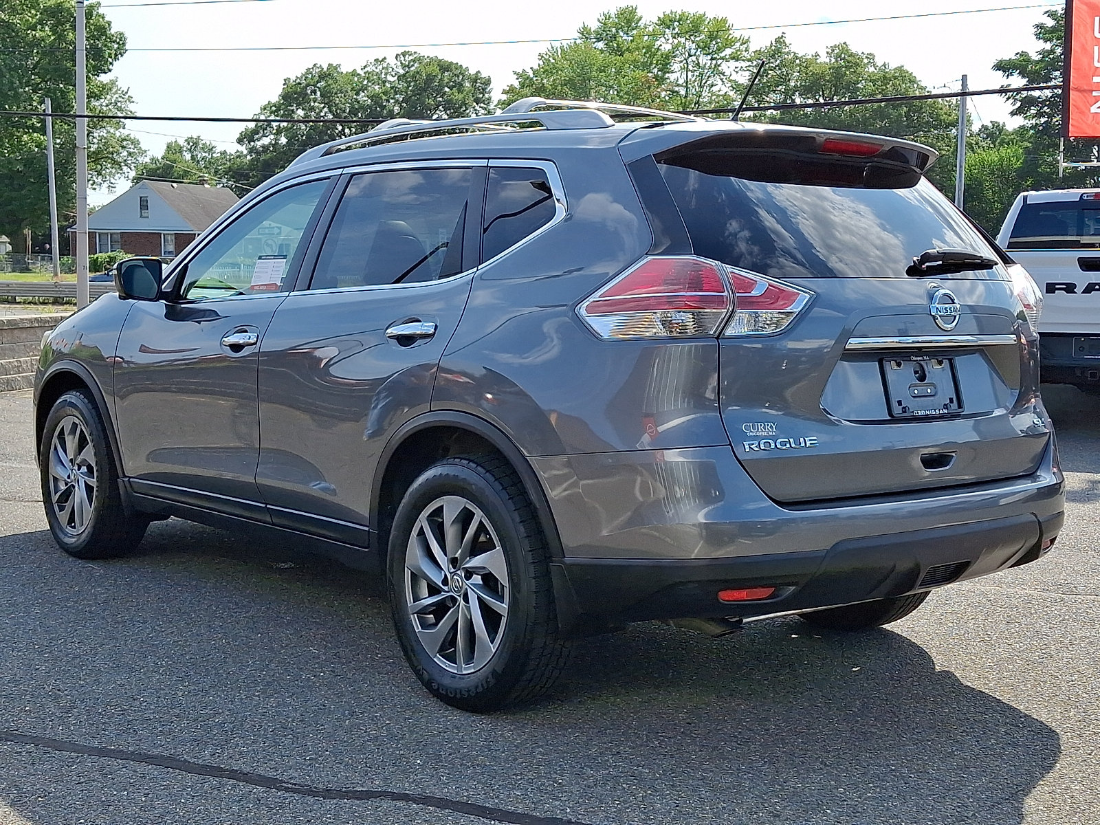 Used 2015 Nissan Rogue SL w/ SL Premium Package FWD image 4
