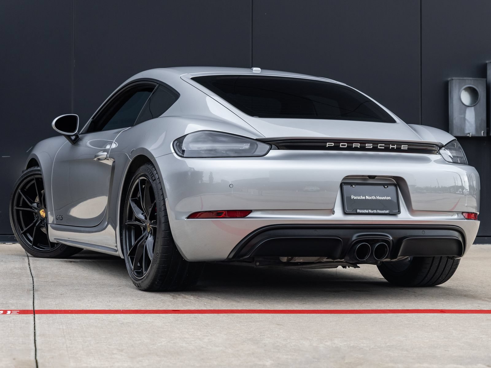 Certified 2018 Porsche 718 Cayman GTS RWD image 3