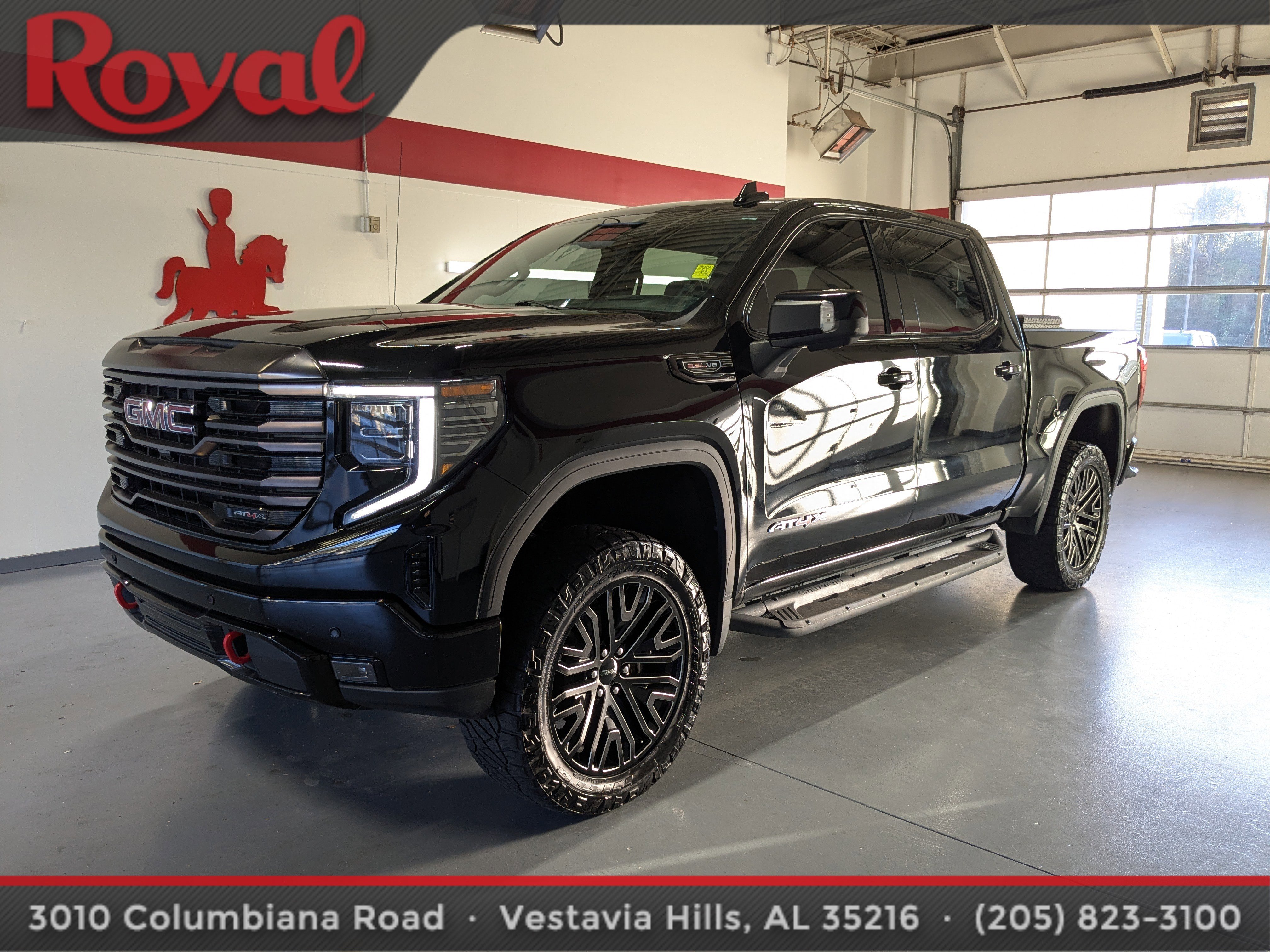 Used 2023 GMC Sierra 1500 AT4X image 1