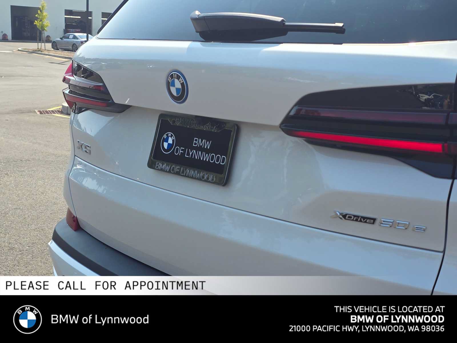 New 2026 BMW X5 xDrive50e w/ Parking Assistance Package AWD/4WD image 13