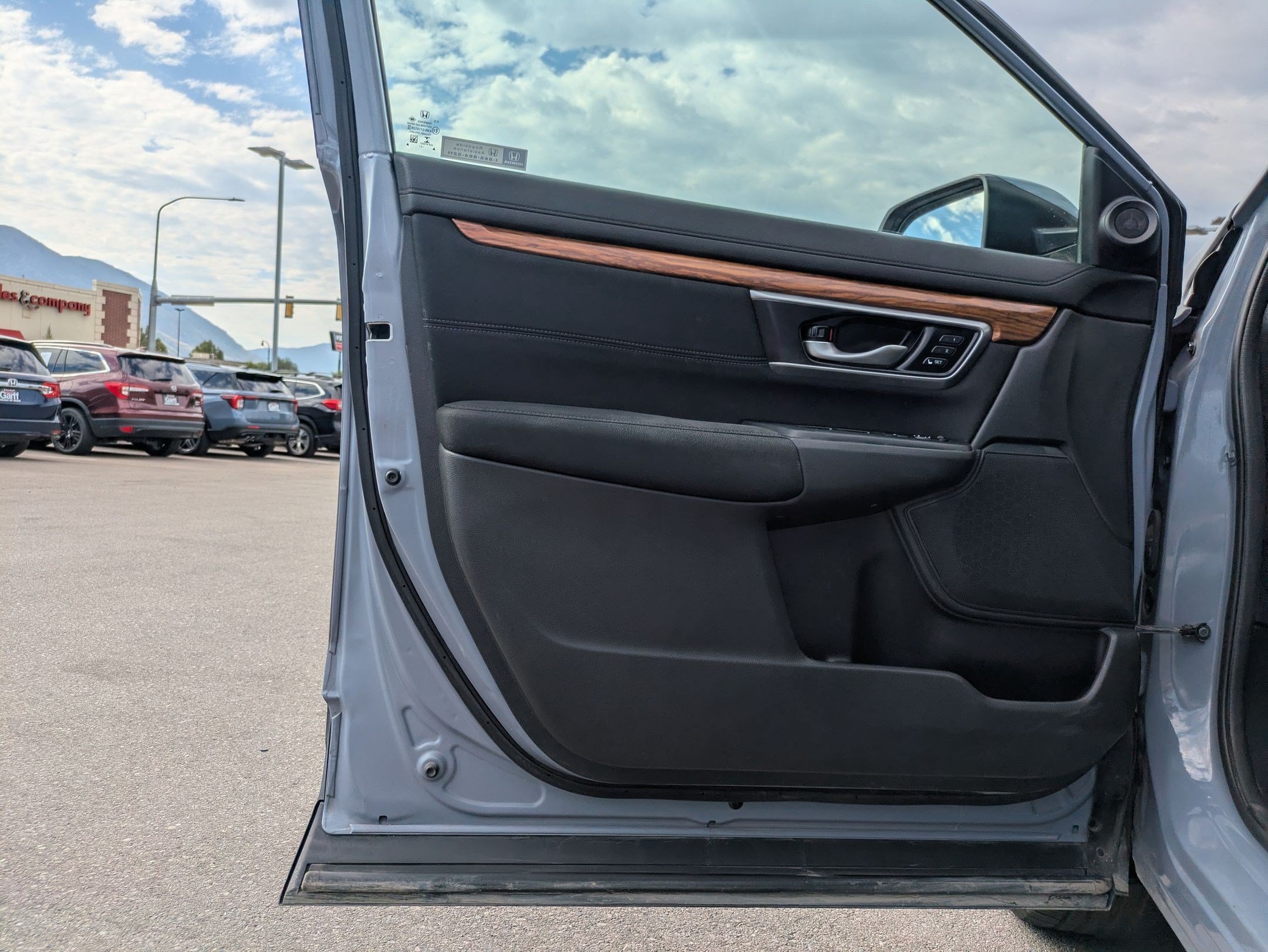 Used 2021 Honda CR-V EX image 14