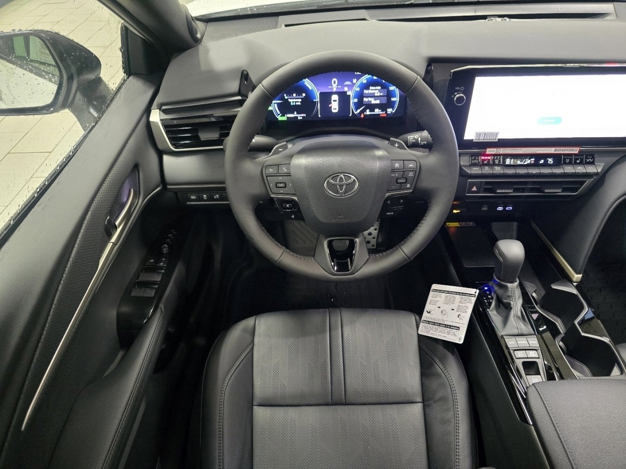 New 2026 Toyota Camry Hybrid FWD image 26