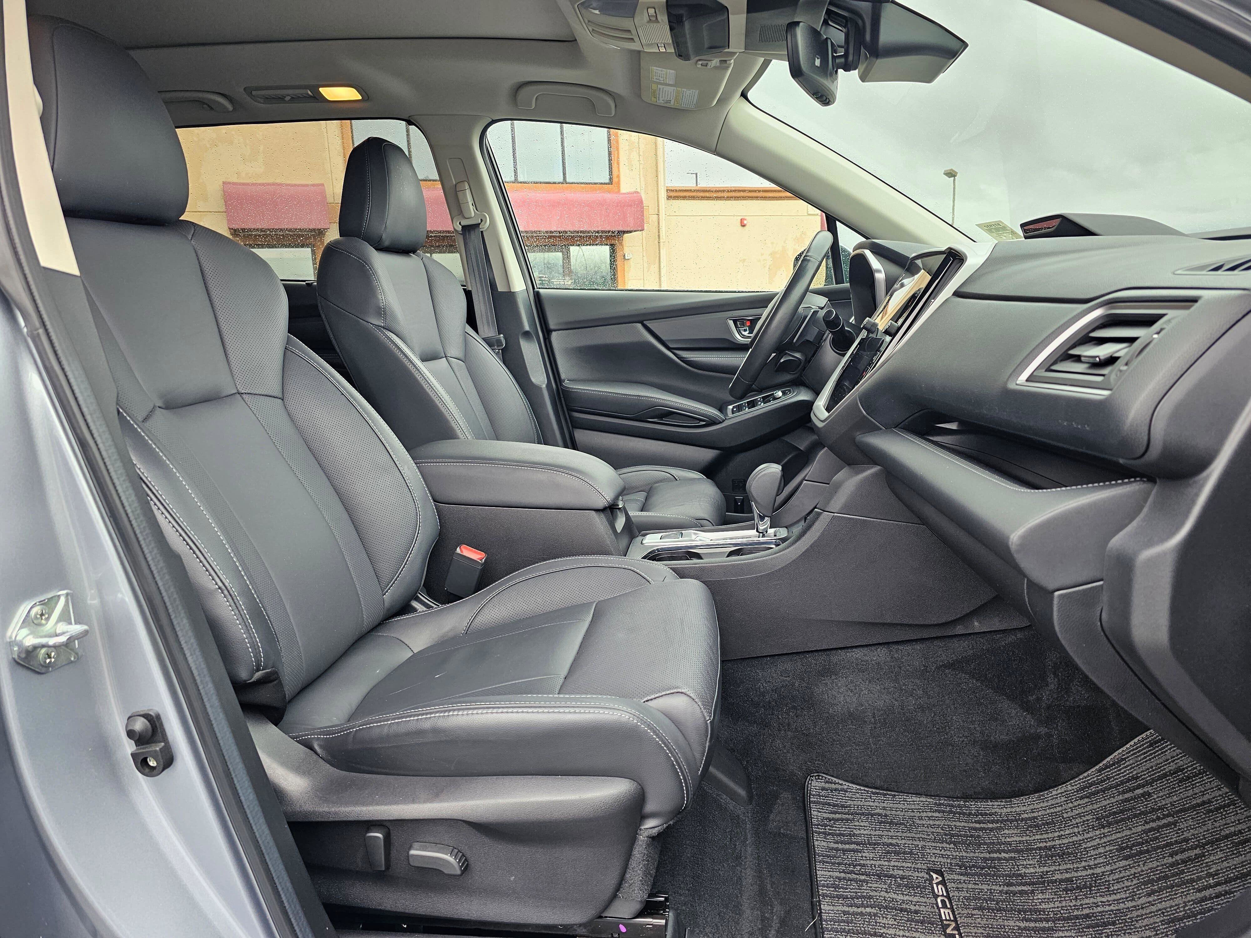 Used 2023 Subaru Ascent Limited w/ Technology Package image 14