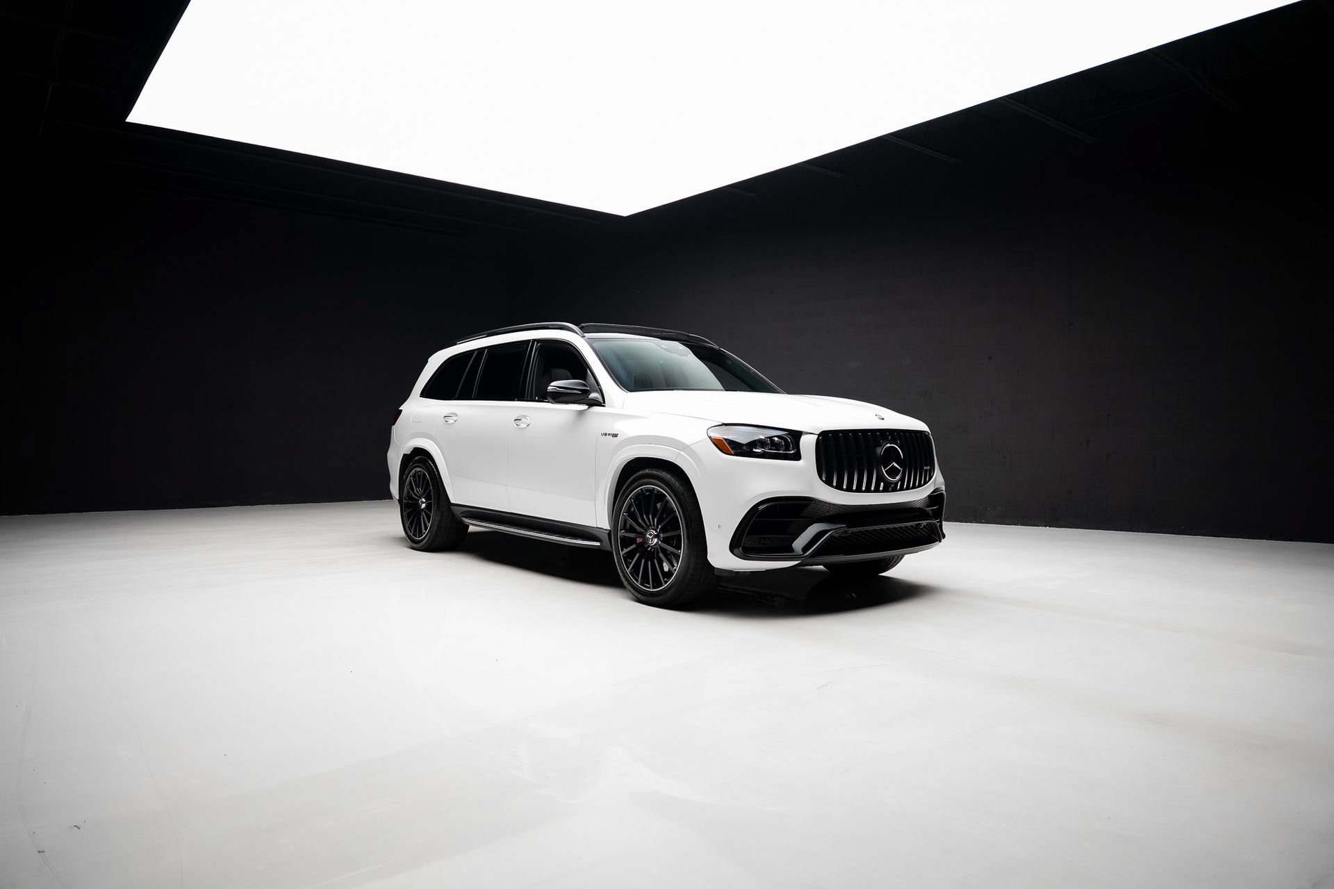 Used 2024 Mercedes-Benz GLS 63 AMG 4MATIC w/ AMG Night Package image 97