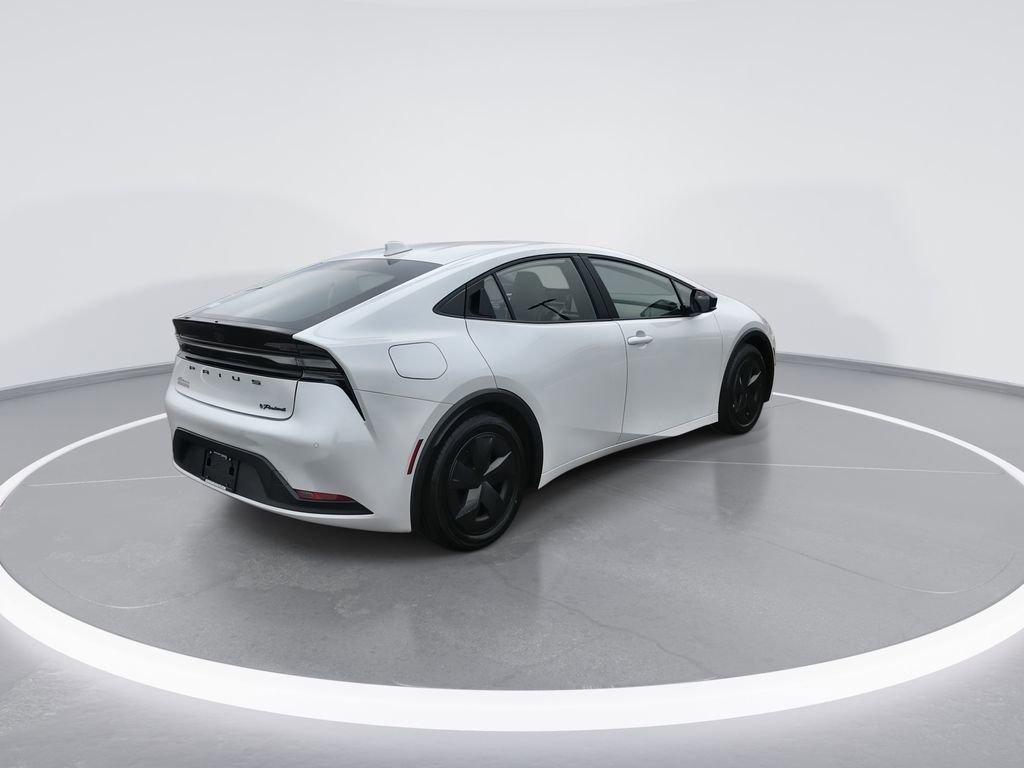 Used 2024 Toyota Prius Prime XSE Premium image 8