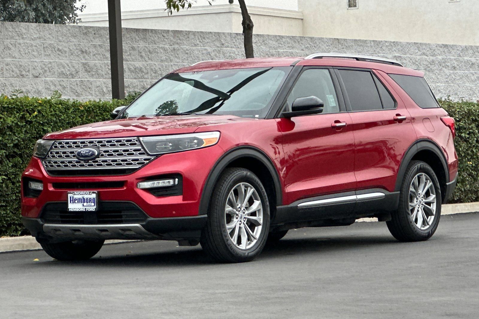 Used 2021 Ford Explorer Limited w/ Equipment Group 301A image 8