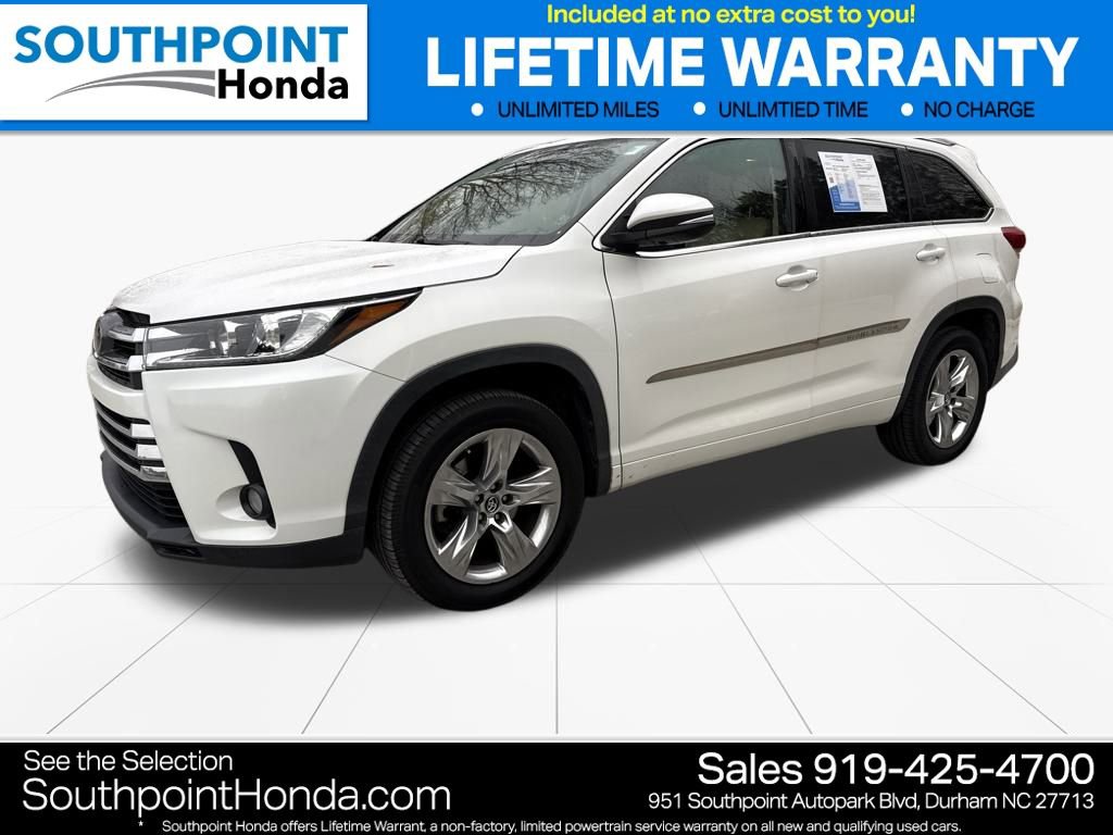 Used 2017 Toyota Highlander Limited image 3