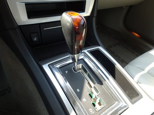 Used 2007 Chrysler 300 C RWD image 16