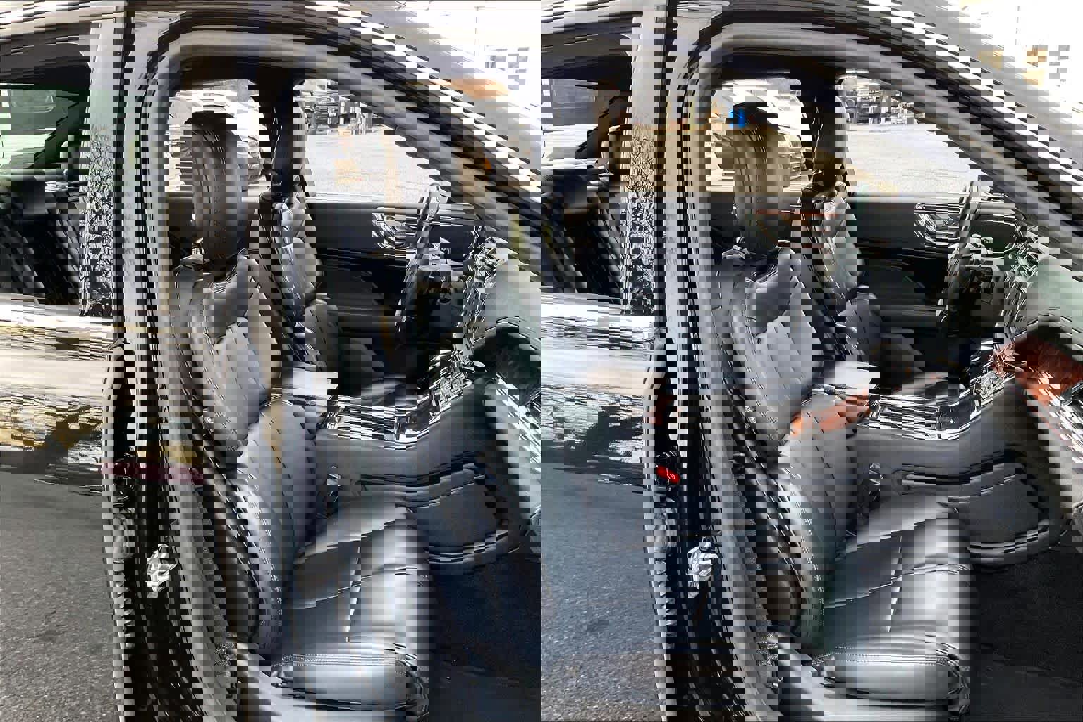 Used 2017 Lincoln Continental Premiere image 9