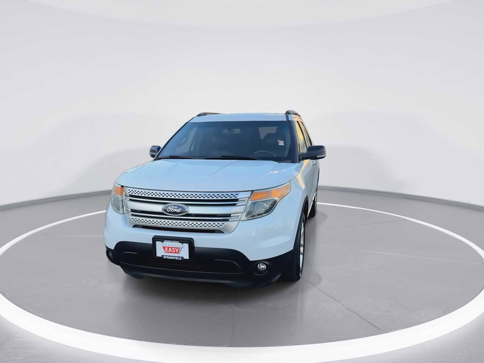 Used 2013 Ford Explorer XLT image 3