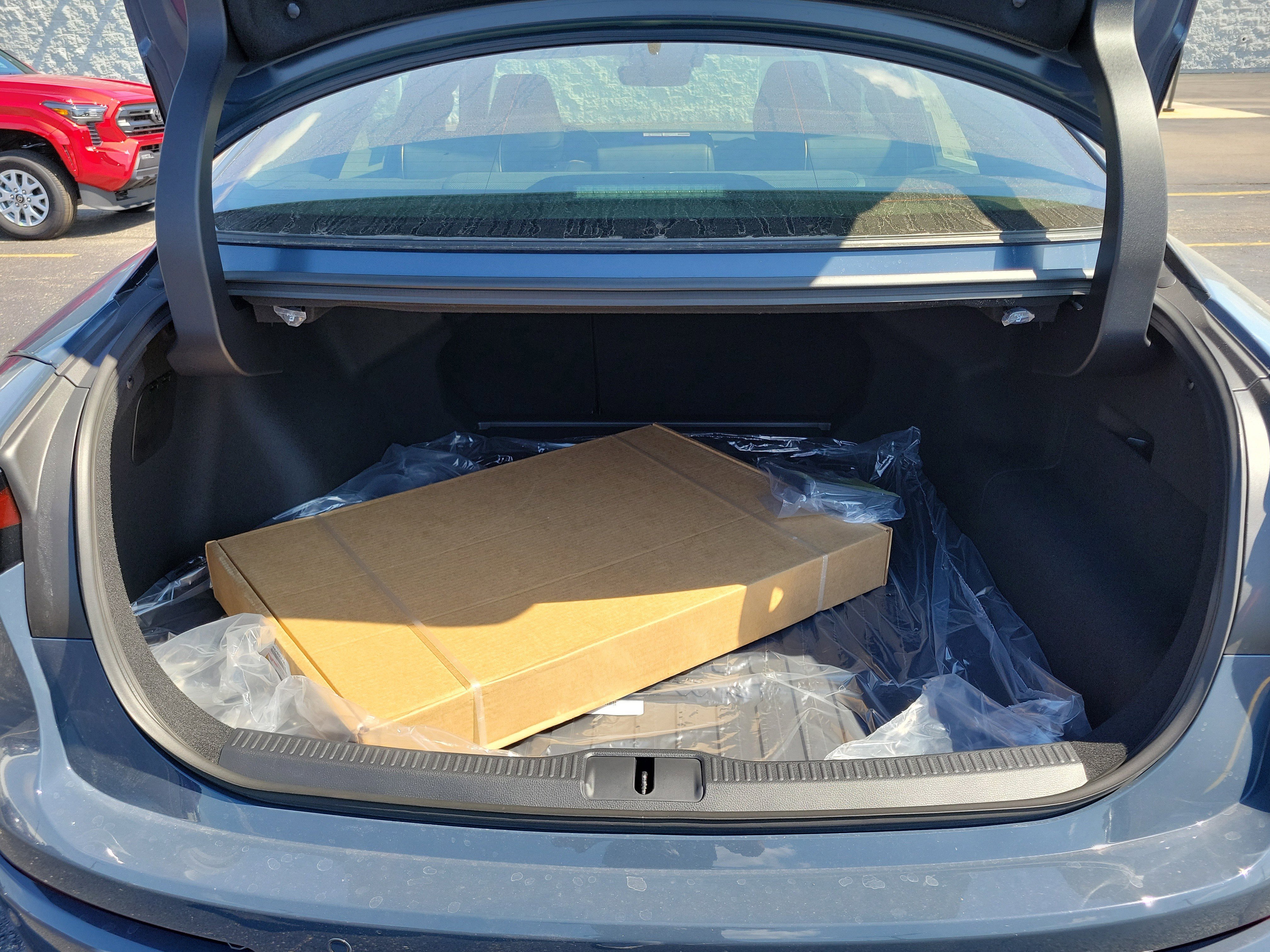 New 2026 Toyota Crown Platinum image 8