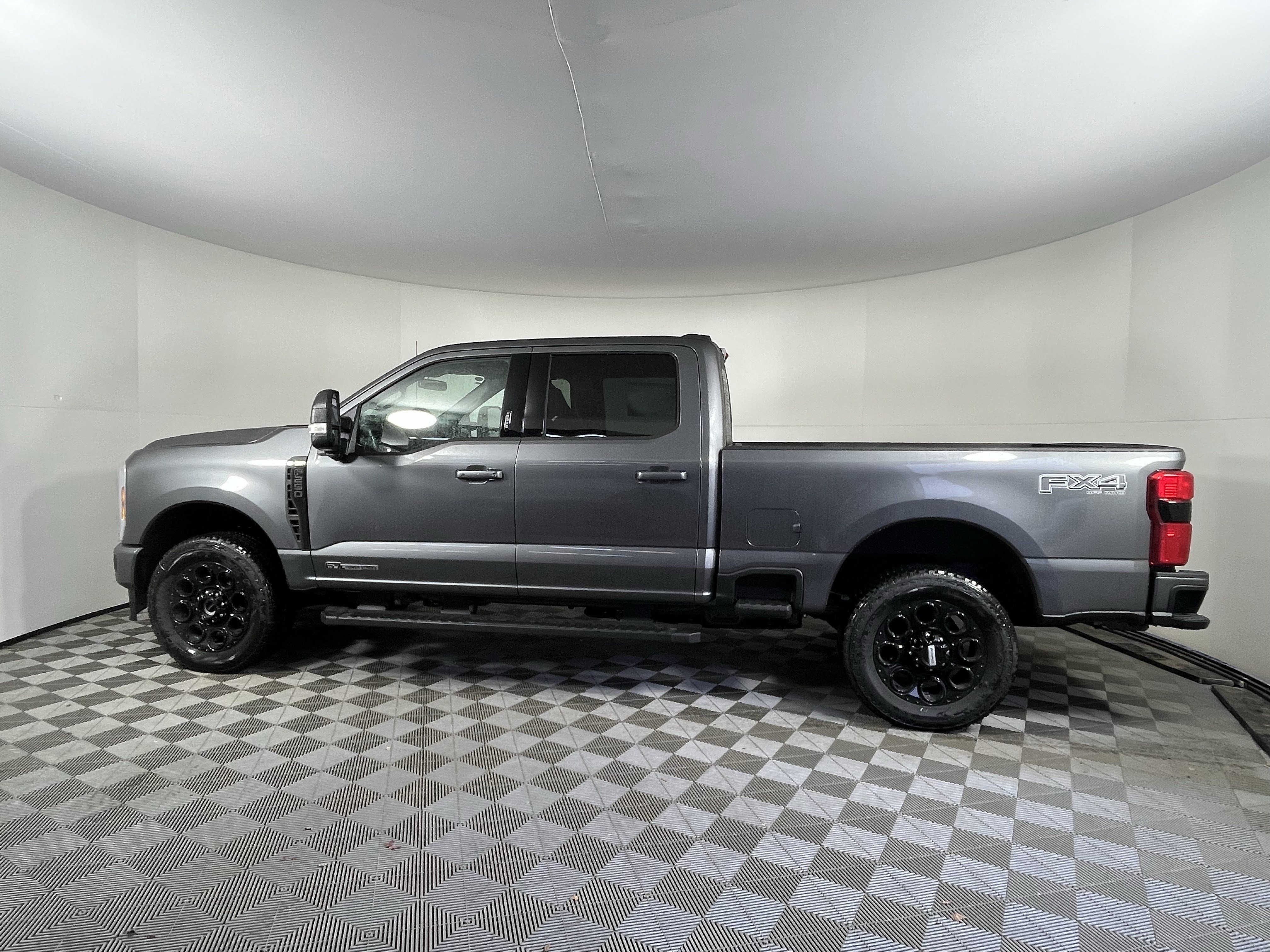 New 2026 Ford F250 XLT w/ XLT Premium Package image 2
