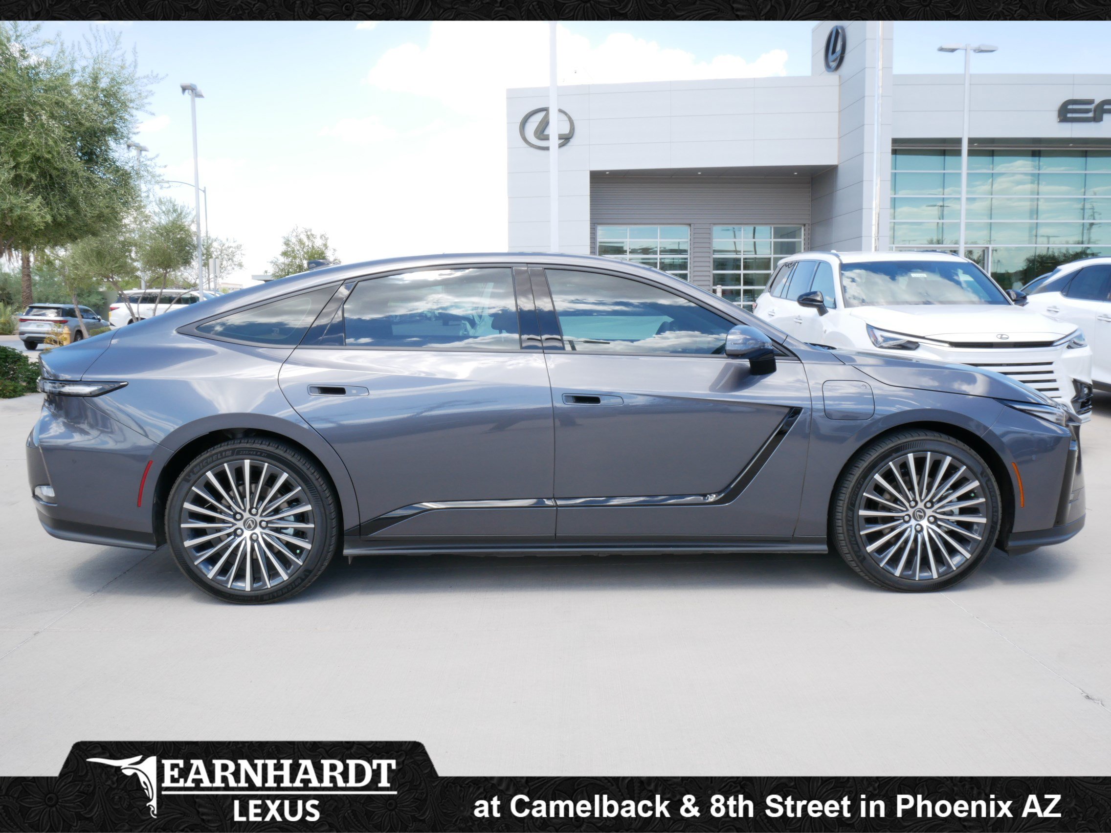 New 2026 Lexus ES 350e w/ Accessory Package (Z2) FWD image 9