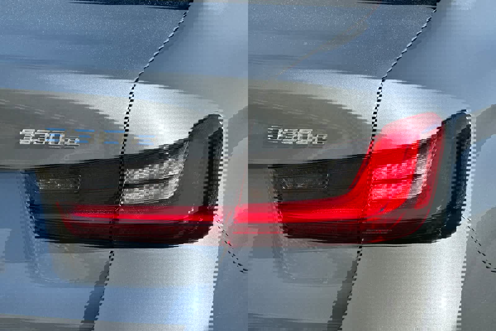 Certified 2023 BMW 330e w/ Driving Assistance Package image 34