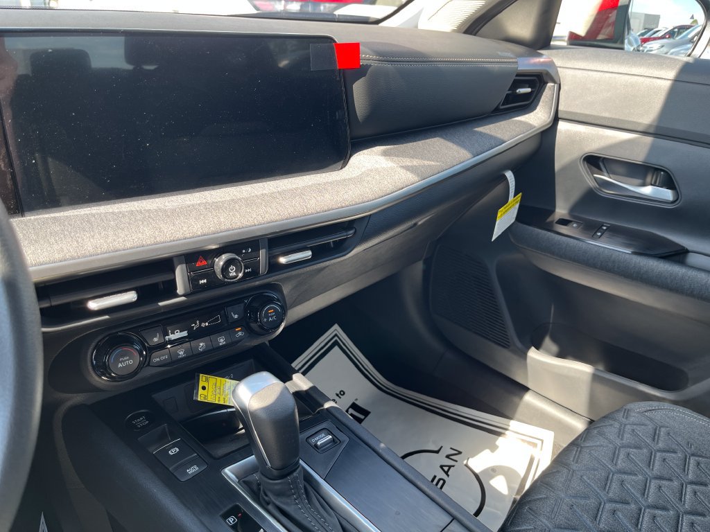 New 2027 Nissan Kicks SV AWD/4WD image 17