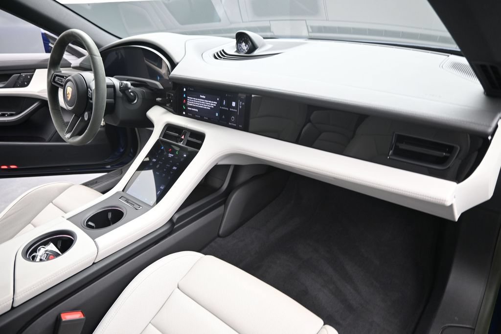 Certified 2023 Porsche Taycan 4 Cross Turismo AWD/4WD image 19