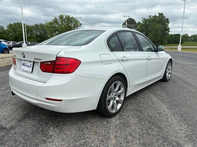 Used 2015 BMW 320i xDrive Sedan AWD/4WD image 6