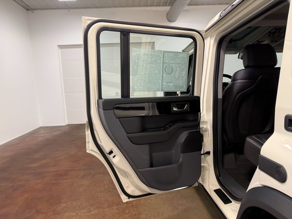 Used 2024 INEOS Grenadier Station Wagon AWD/4WD image 46
