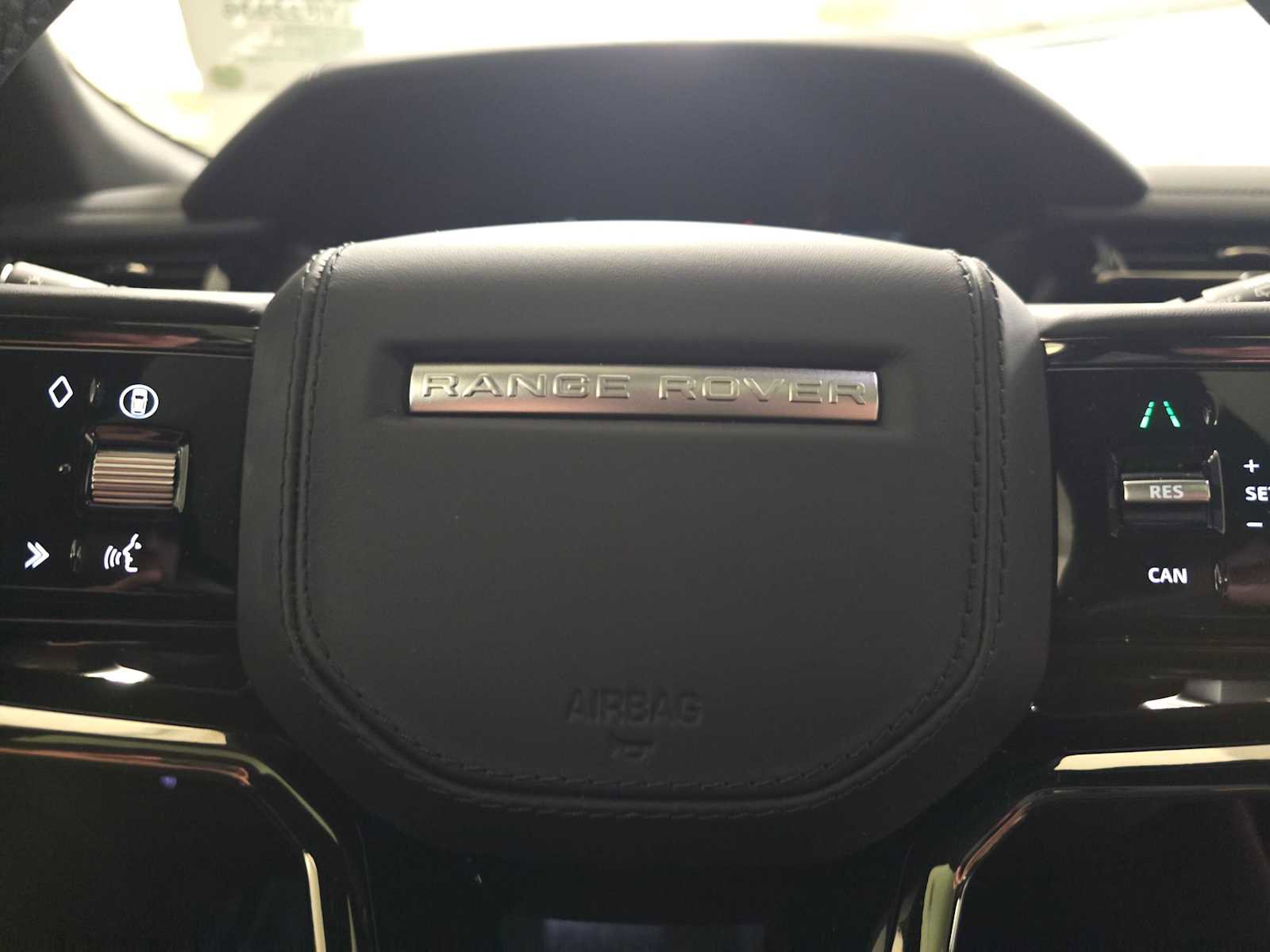 New 2026 Land Rover Range Rover Velar Dynamic SE image 25