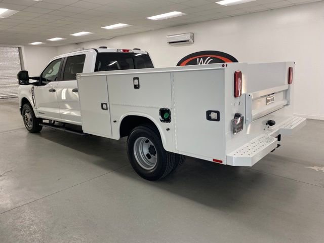 New 2025 Ford F350 XL w/ XL Chrome Package image 11