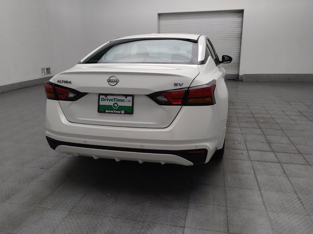 Used 2024 Nissan Altima 2.5 SV FWD image 7