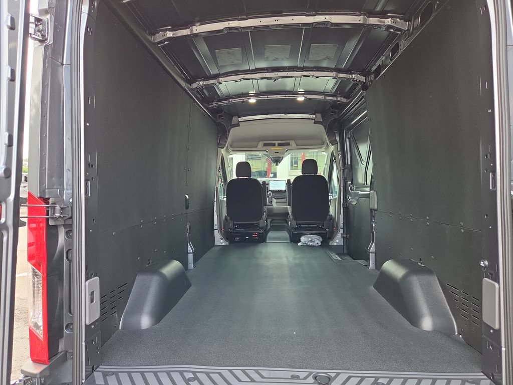 New 2026 Ford Transit 250 148 Medium Roof w/ Load Area Protection Package RWD image 14