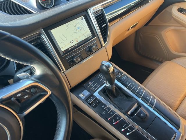 Used 2016 Porsche Macan S image 19