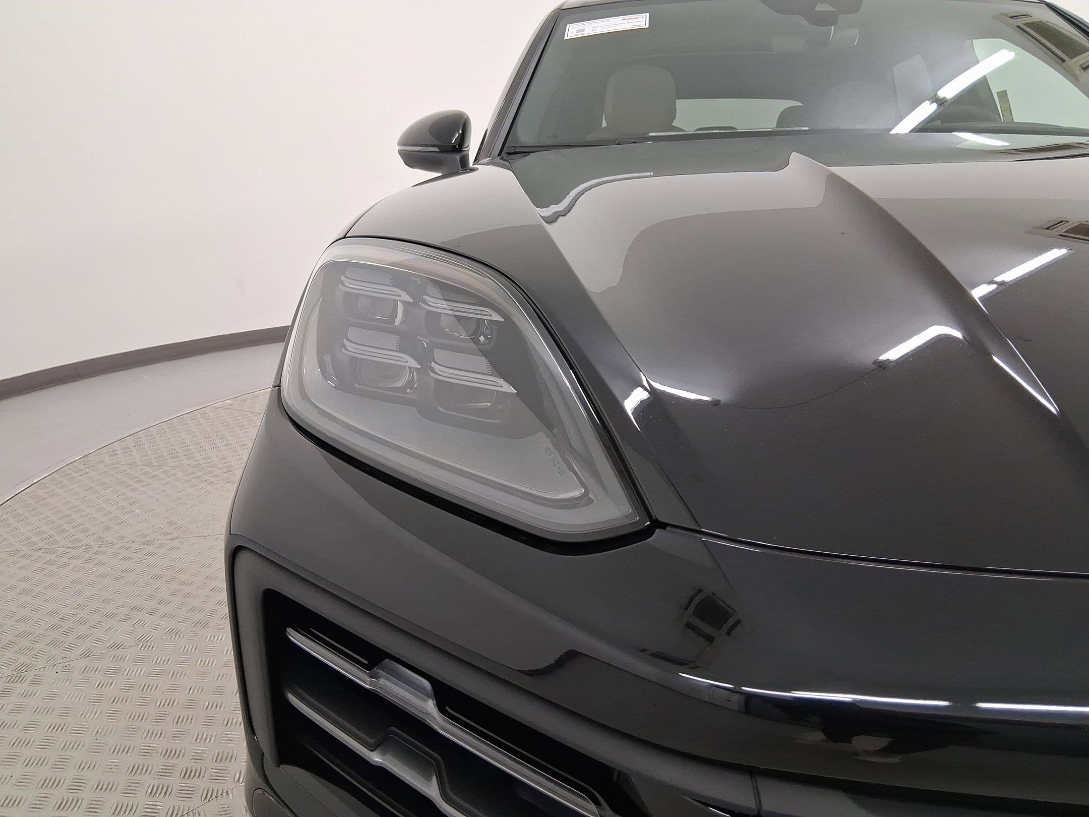 New 2025 Porsche Cayenne S image 11