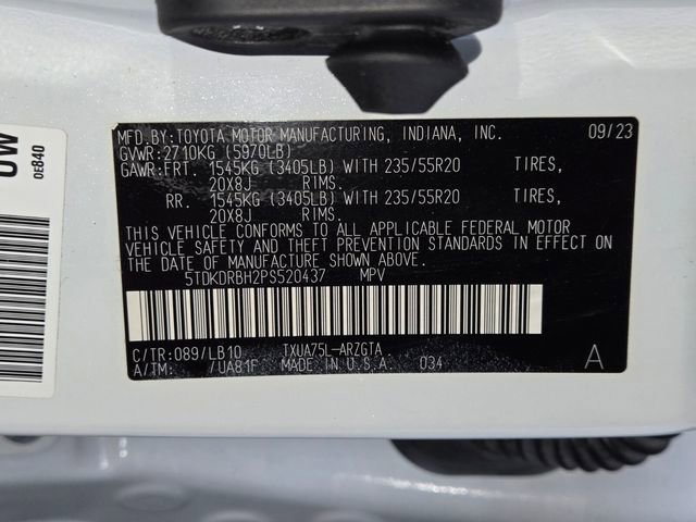 Used 2023 Toyota Highlander Limited image 29