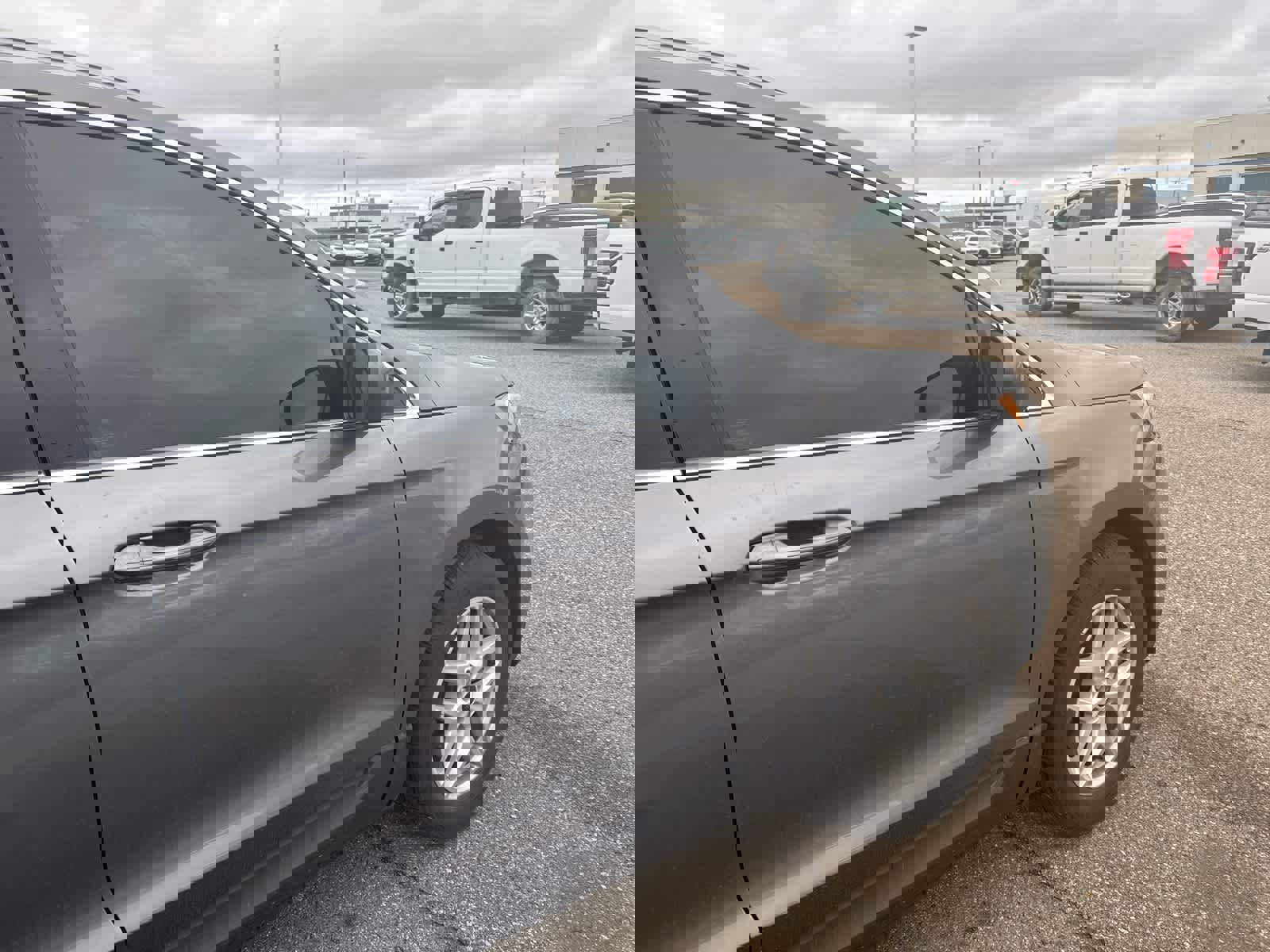 Used 2023 Ford Edge SEL image 13