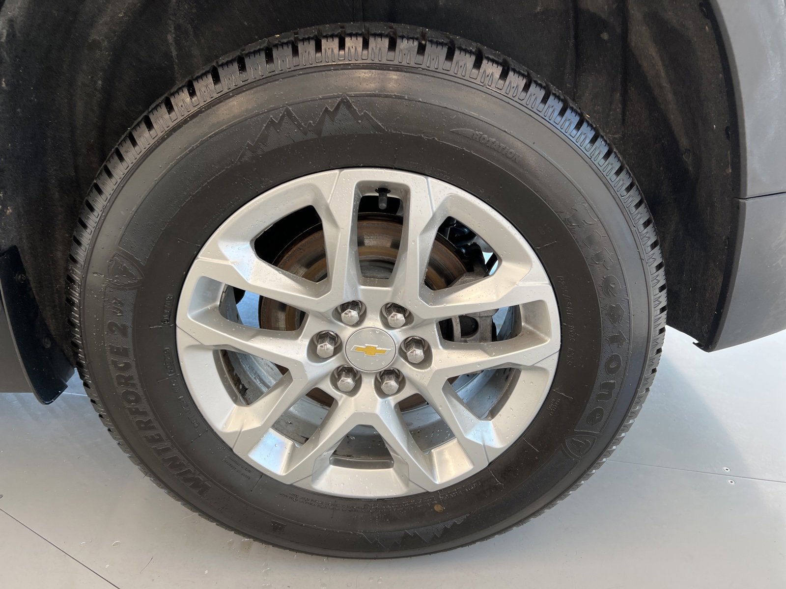 Used 2021 Chevrolet Traverse LT image 53