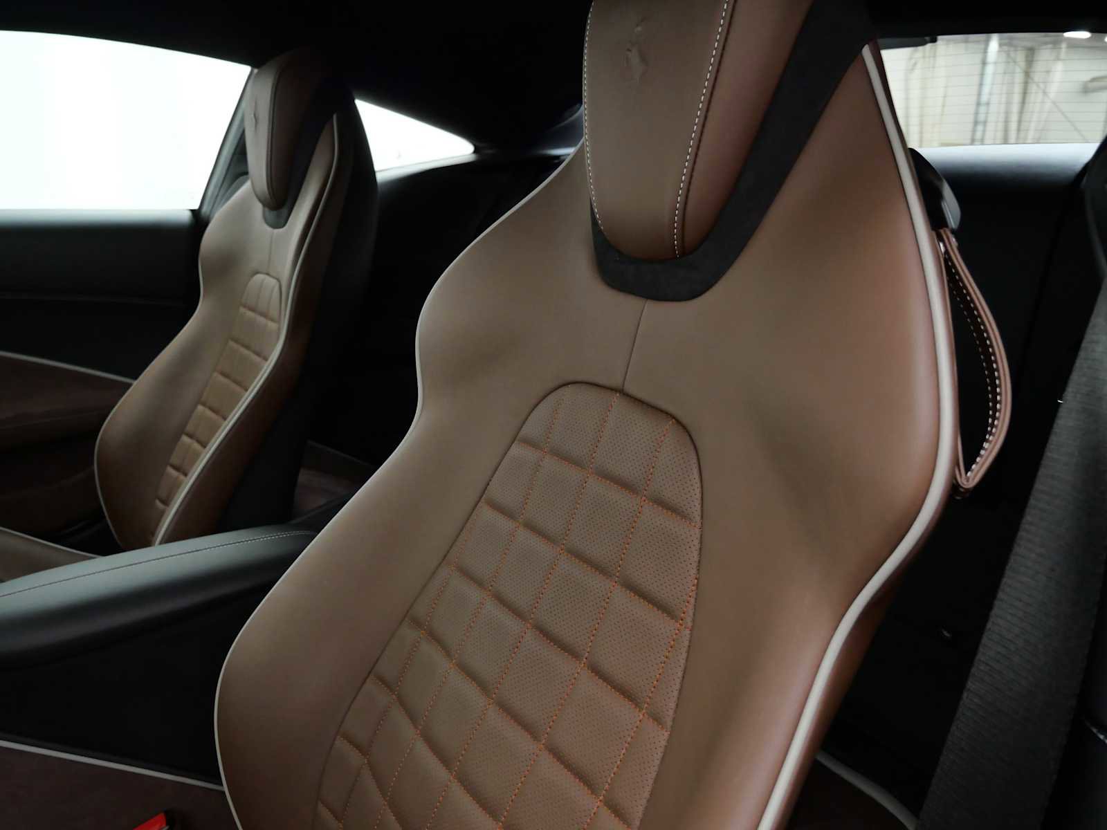 Certified 2024 Ferrari Roma image 18