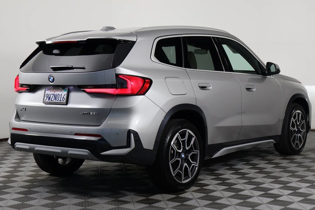Certified 2026 BMW X1 xDrive28i w/ Convenience Package AWD/4WD image 4