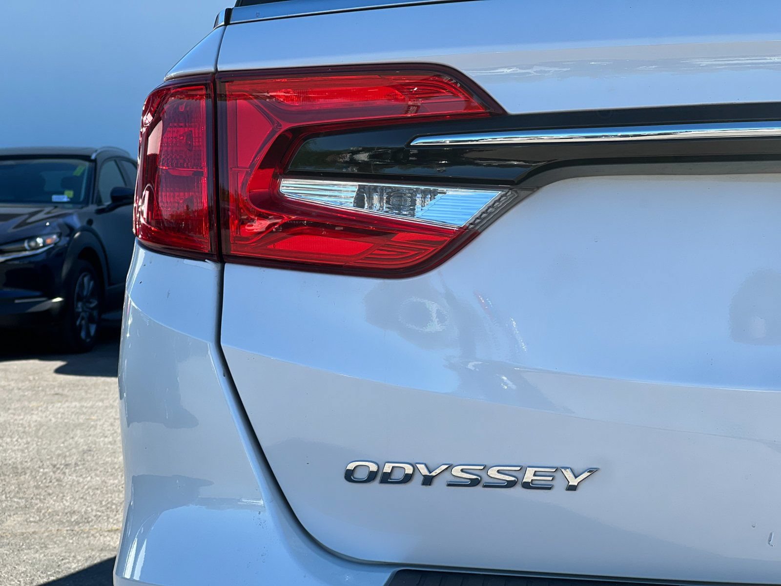 Used 2024 Honda Odyssey EX-L image 27