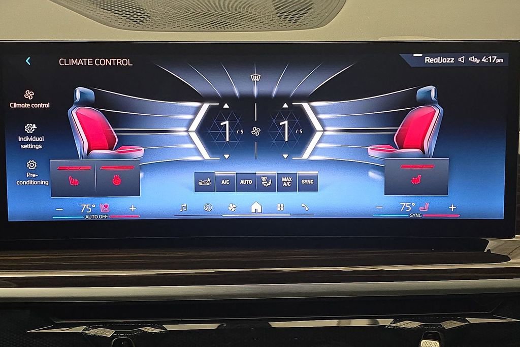 Certified 2025 BMW X5 xDrive40i w/ M Sport Package image 20