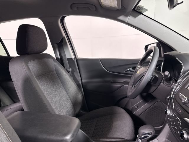 Used 2023 Chevrolet Equinox LT w/ Driver Convenience Package image 12