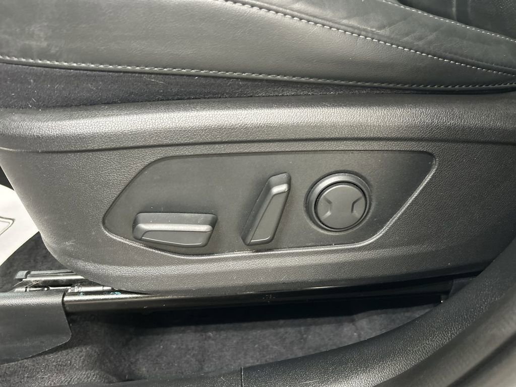 Used 2021 Kia Sorento EX w/ Panoramic Sunroof Package AWD/4WD image 10